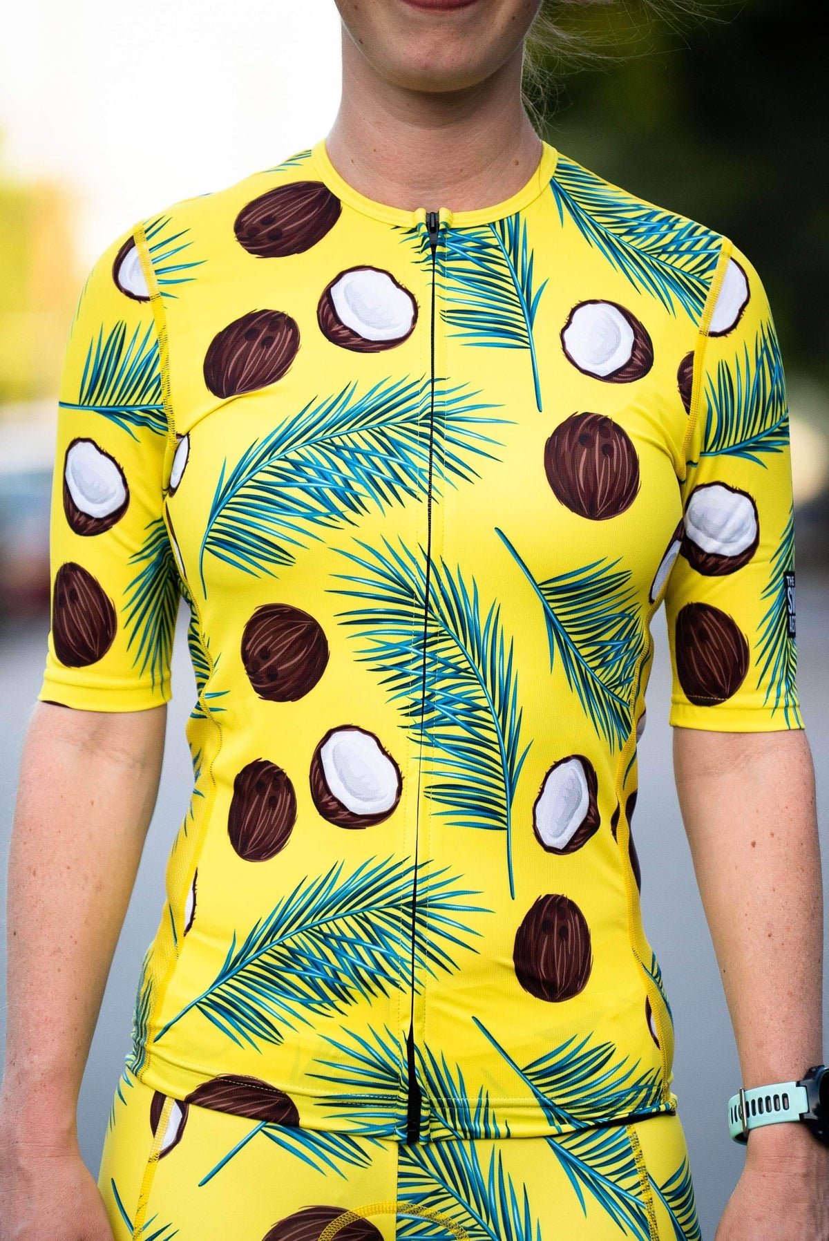 The Sweat Aesthetic Triathlon Short Sleeve Top Extra Small Women&#39;s Triathlon Top - Coconuts